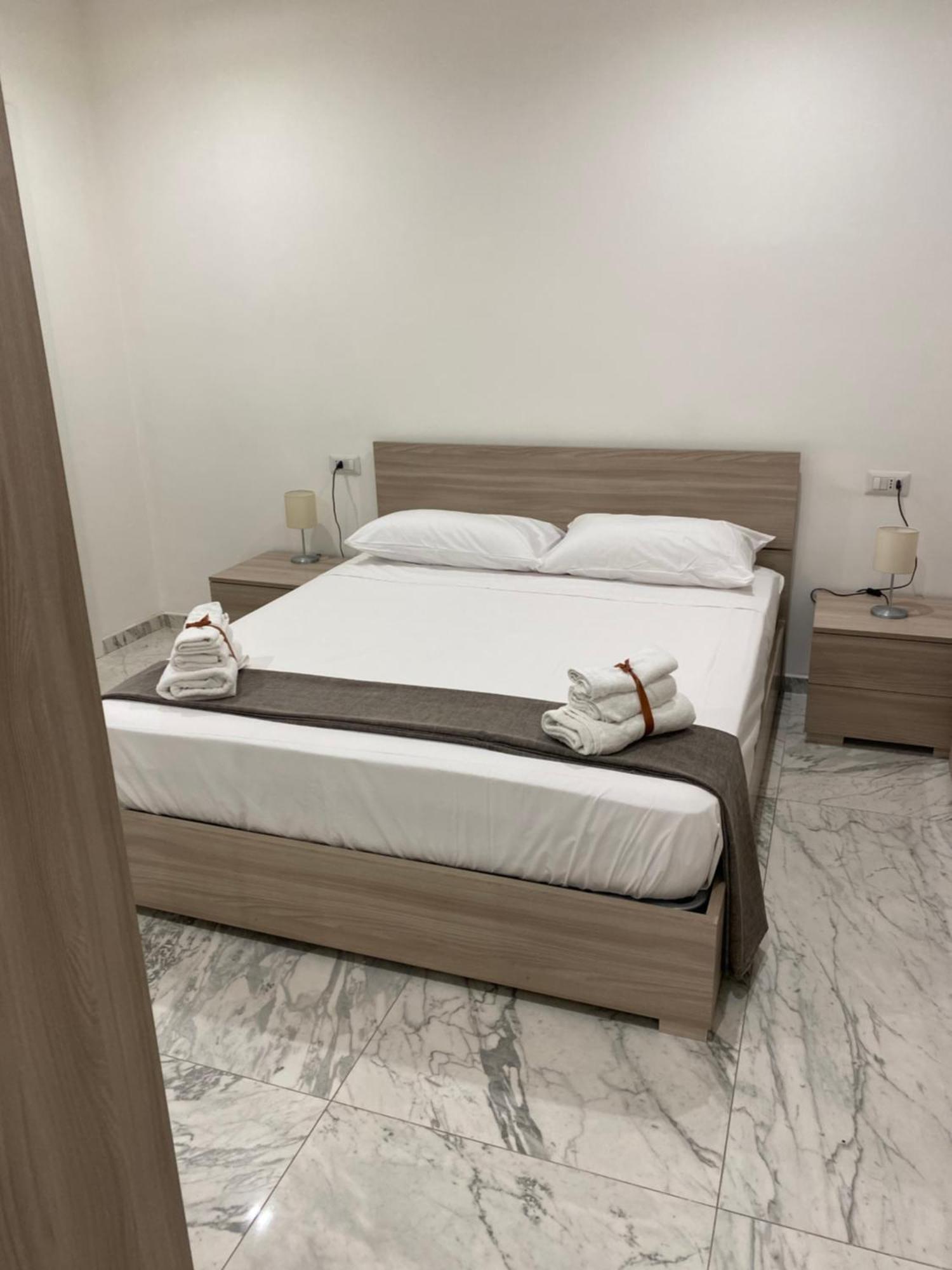 B&B De Rossi185 Bari Eksteriør bilde