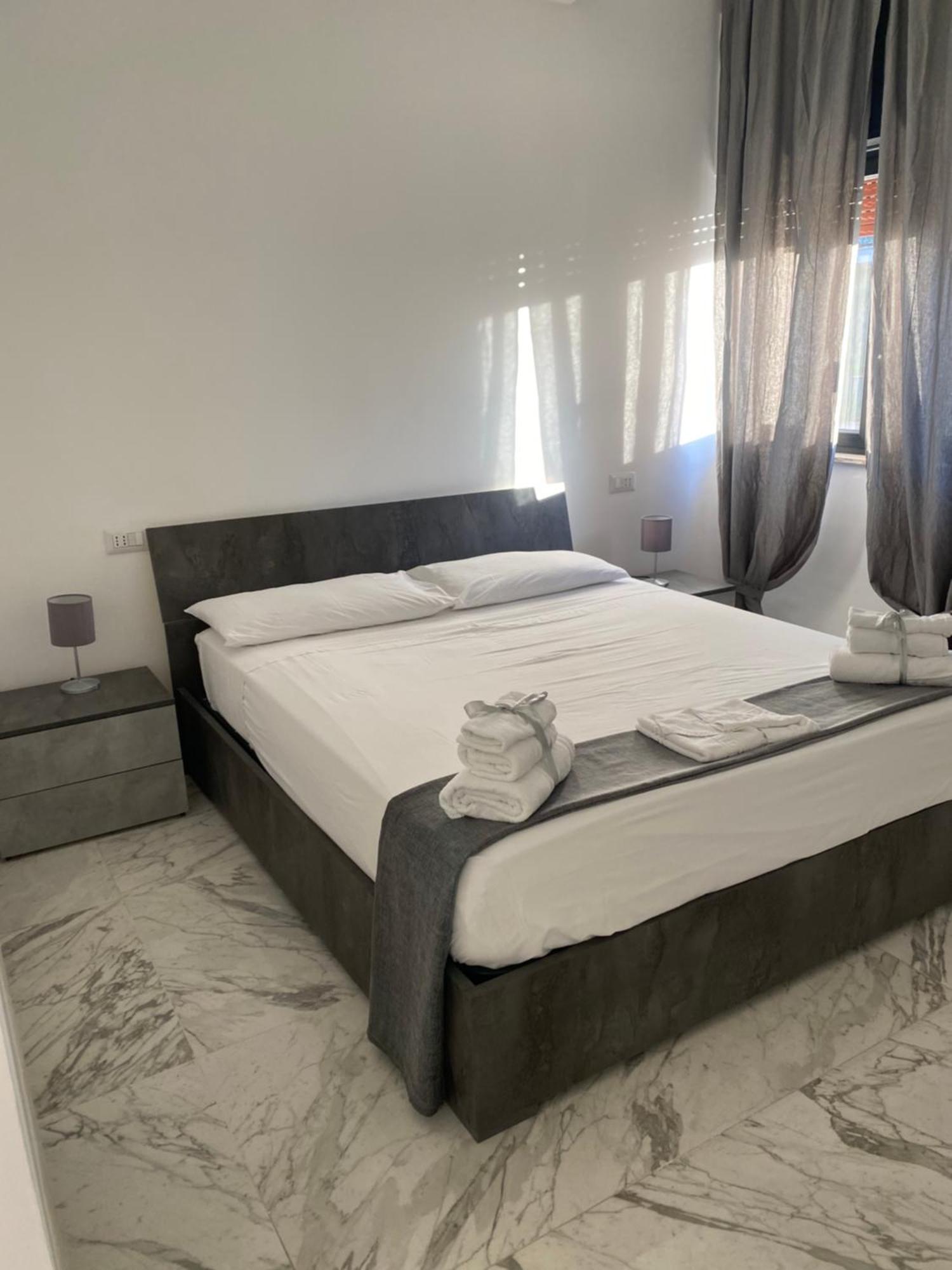 B&B De Rossi185 Bari Eksteriør bilde